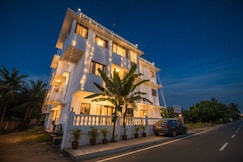 Hotel Spring Height Near Mall De Goa, Goa