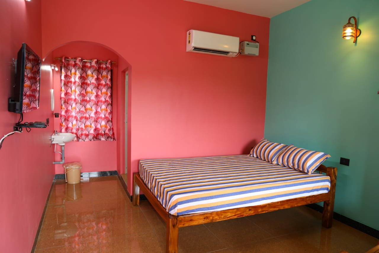 Rathika Guest House - Tap to explore photos