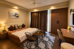 Omaxe luxury stay, Greater Noida