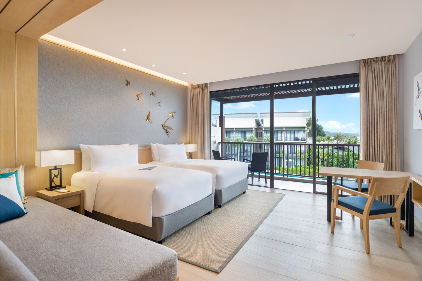 Le Meridien Khao Lak Resort & Spa - Tap to explore photos
