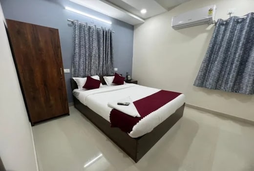 FabHotel Karthiks Elite