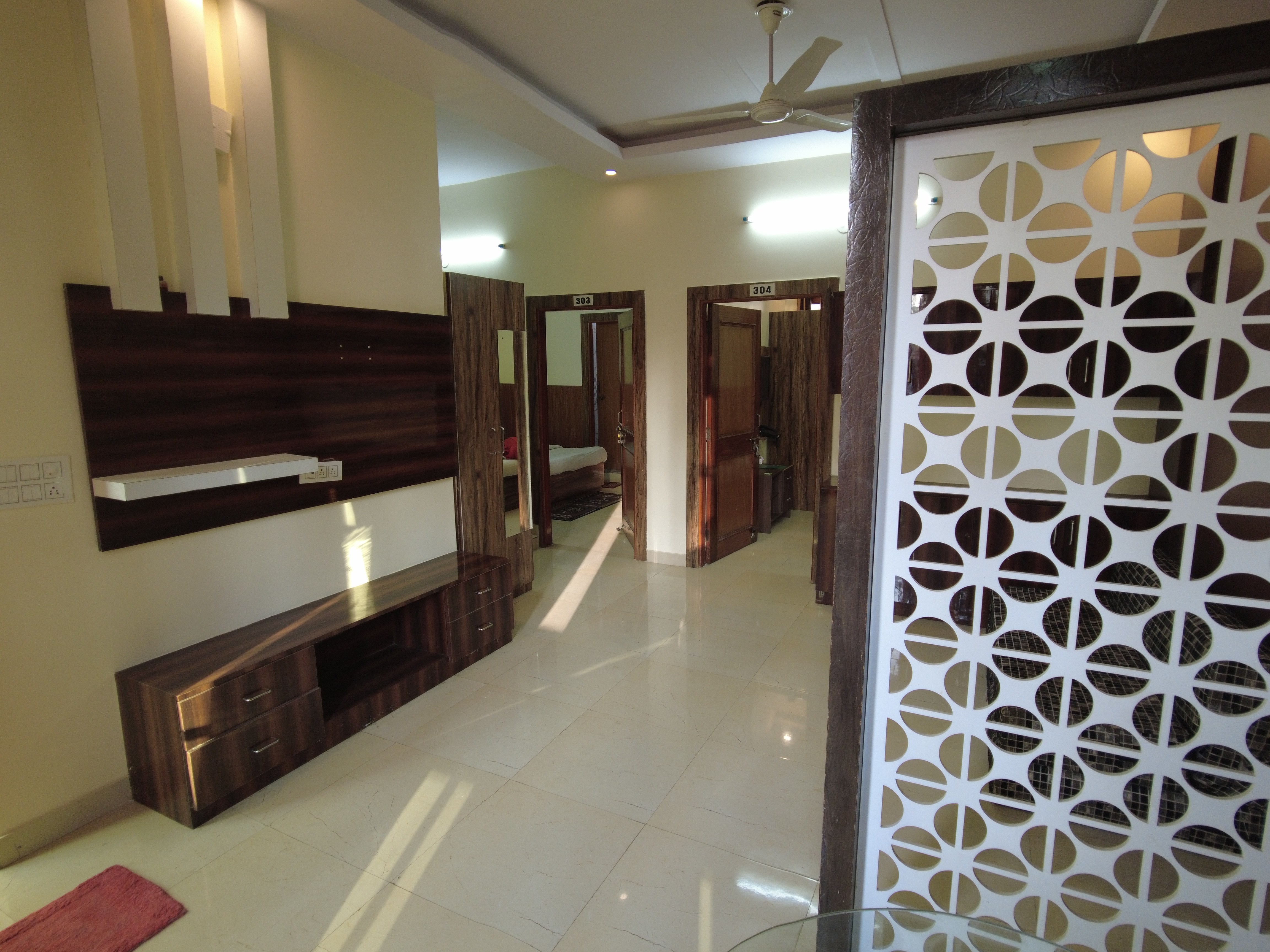 Green View Doon HomeStay - Tap to explore photos