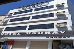 Hotel Madhav, Jetpur