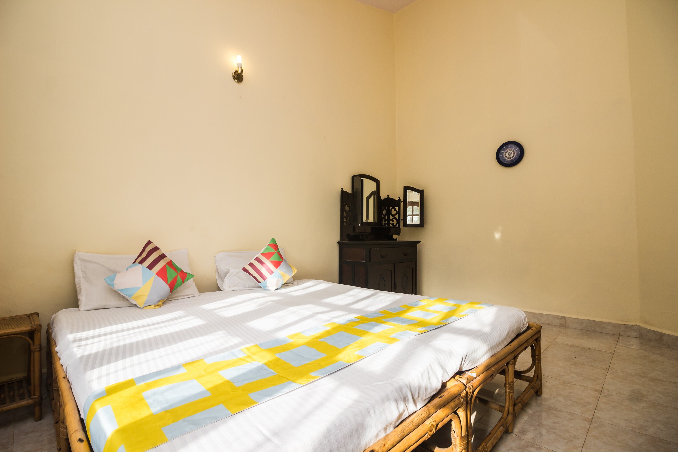 2 BHK Calangute Service Apartment JS1 𝗕𝗢𝗢𝗞 Goa Apartment 𝘄𝗶𝘁𝗵 ₹𝟬 𝗣𝗔𝗬𝗠𝗘𝗡𝗧