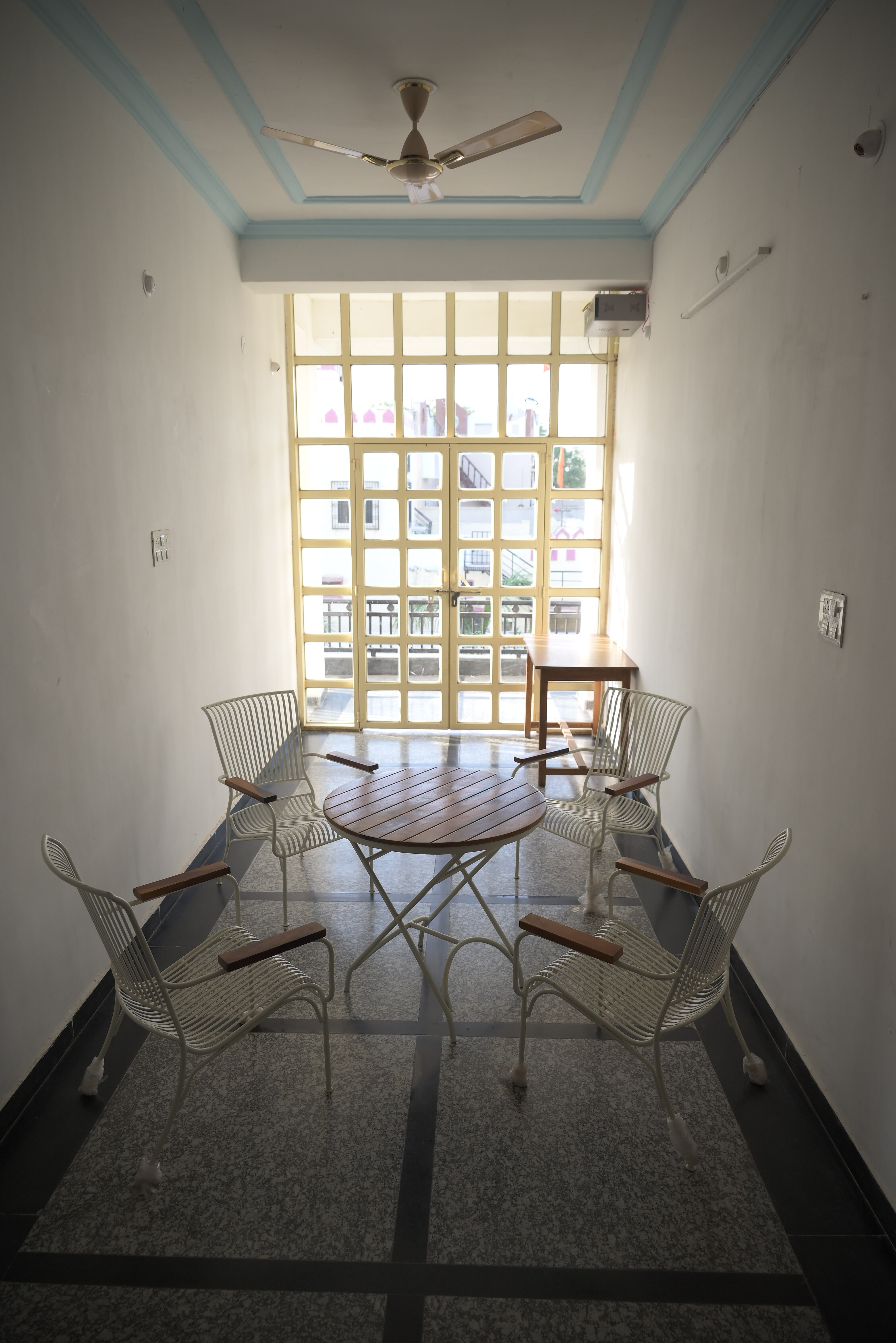 Manohar villa Pratapgarh - Tap to explore photos