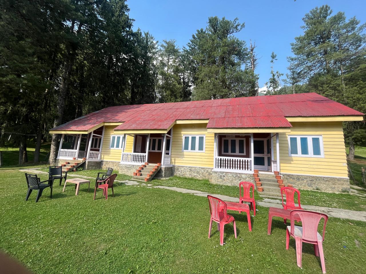 Lalaji's Cottage - Tap to explore photos