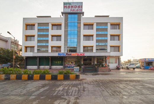 Hotel Mandai Palace