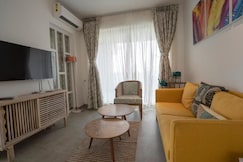 Luxury flat with Pool & field view in Calangute, Goa