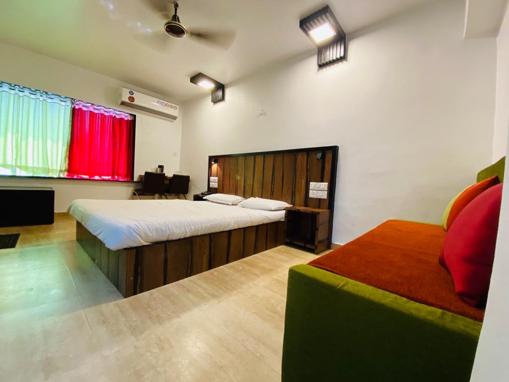 Sea View Hotel ( A beach resort - Alibaug ) 2