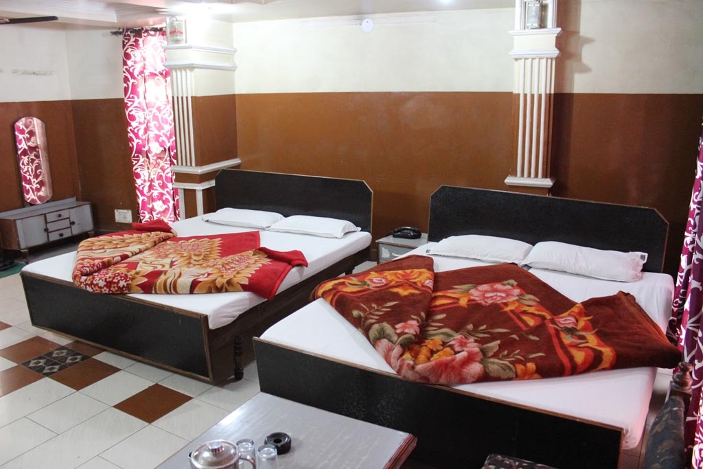 Hotel Krishana Plaza - Tap to explore photos