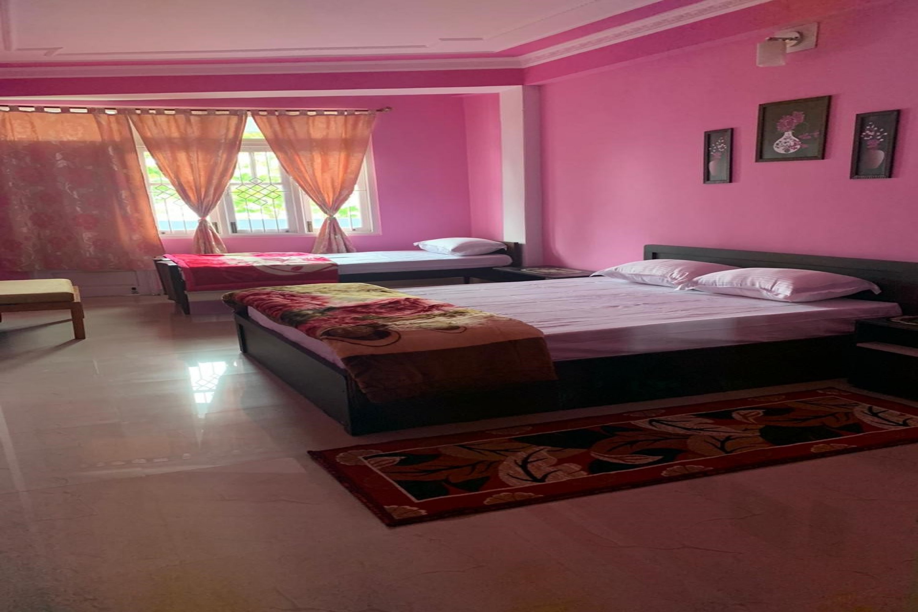 Nicandra Homestay - Tap to explore photos