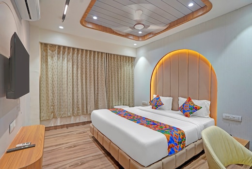 FabHotel Raj Palace I- Nr. Swaminarayan Temple
