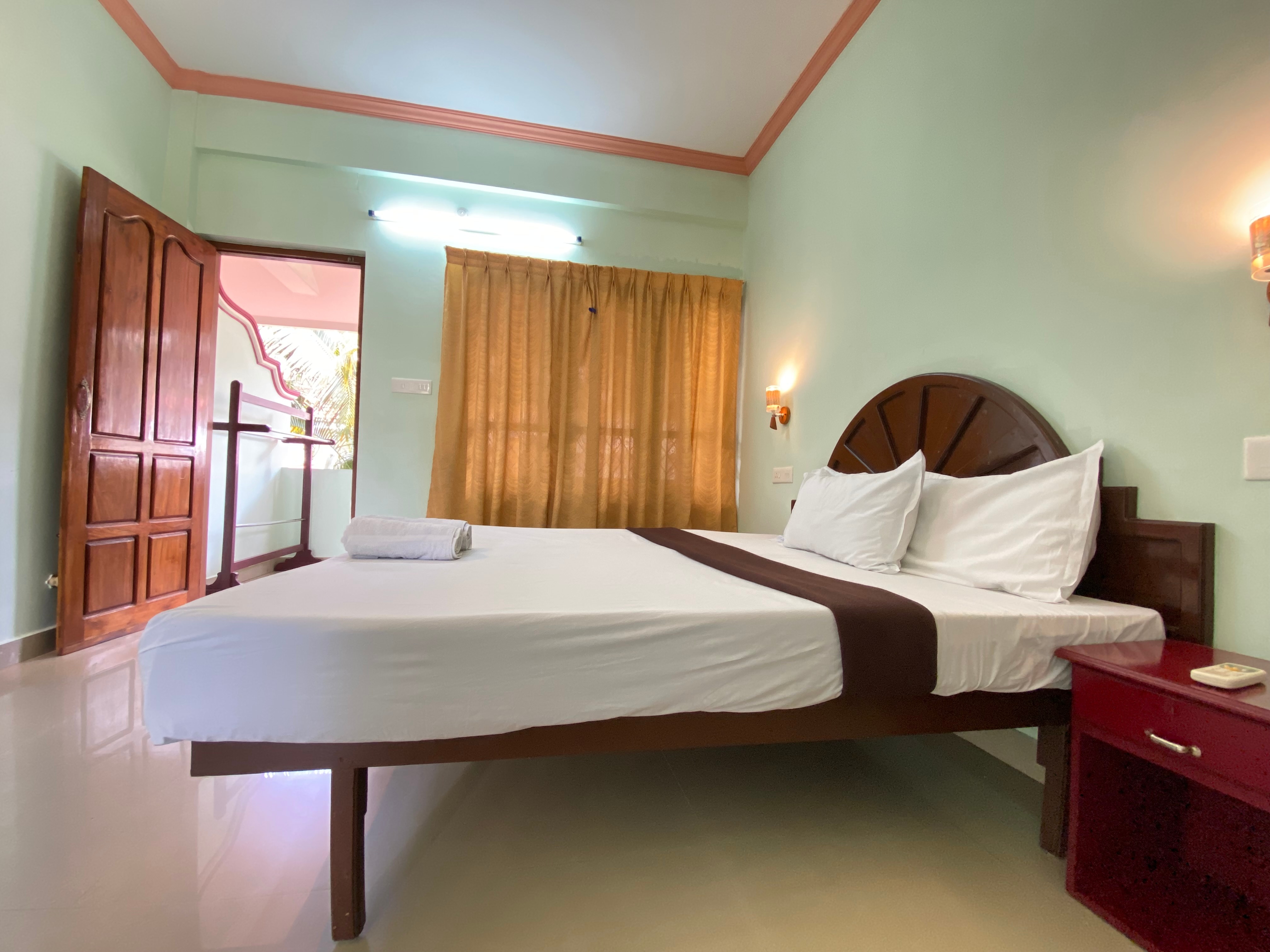 PACKBAG COMFORT BED AND BREAKFAST - Tap to explore photos
