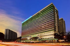 Regal Riverside Hotel, Hong Kong