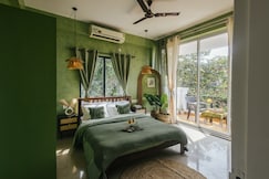 The Tropical Home 5 mins to Beach, Goa