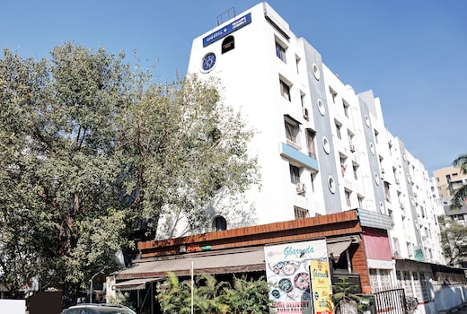 Super Townhouse OAK Gharonda Residency Near Sant Tukaram Nagar Metro Station