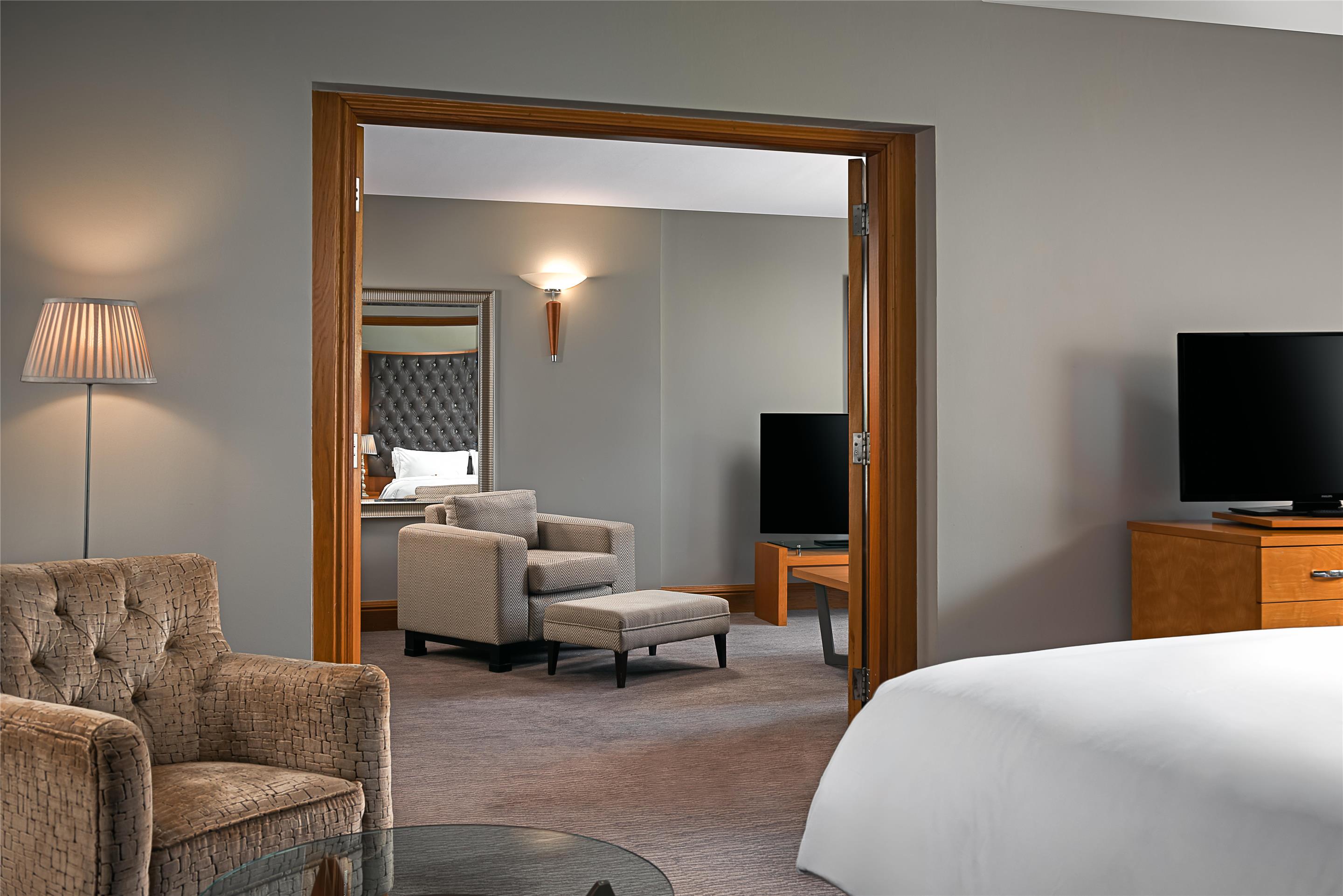 Radisson Blu Hotel & Spa, Limerick - Tap to explore photos