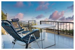 Crystal Heaven Villa, Mussoorie