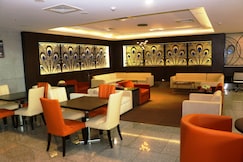 Aviserv Lounge, Mumbai