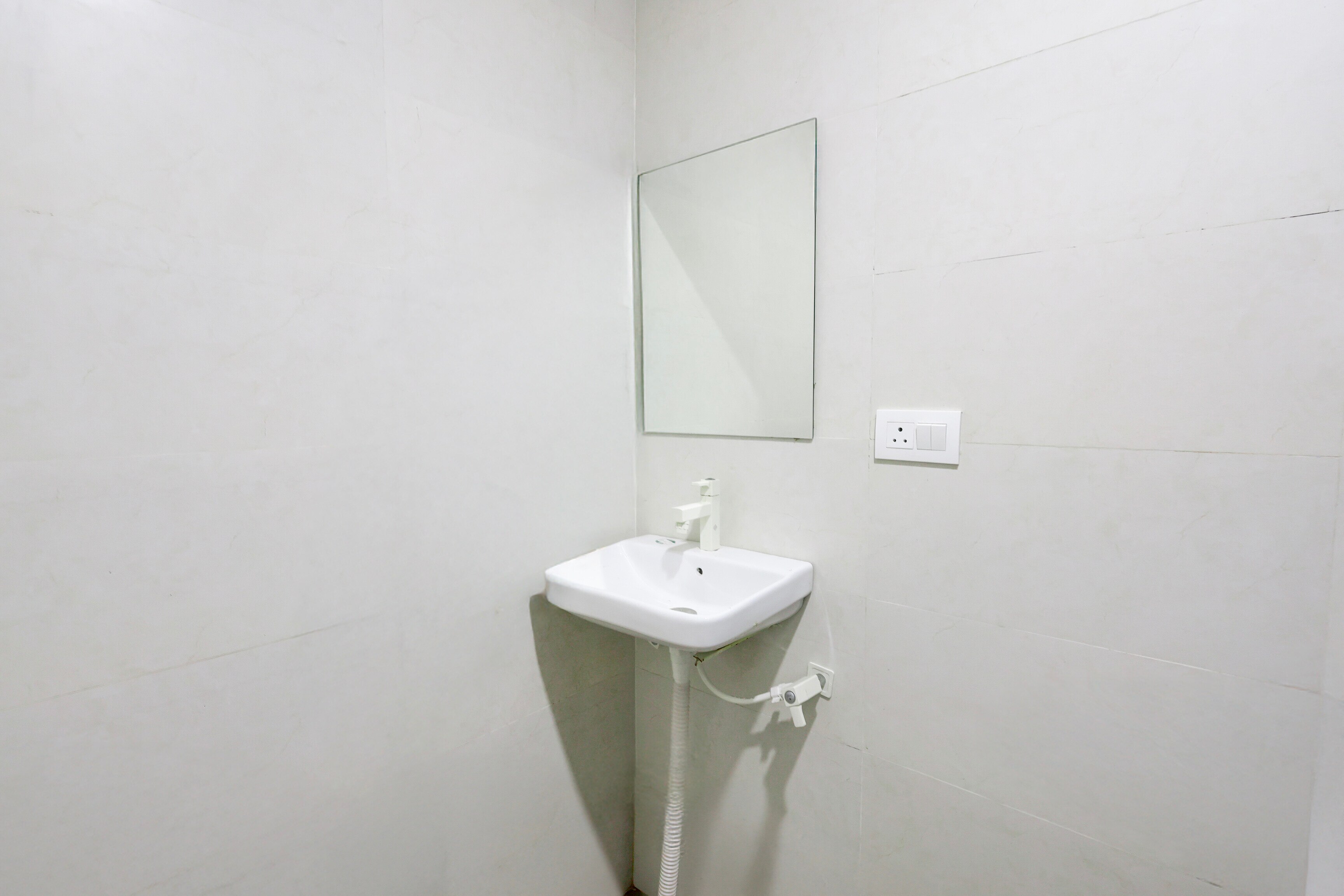 Hotel O Noida Comfort INN - Tap to explore photos