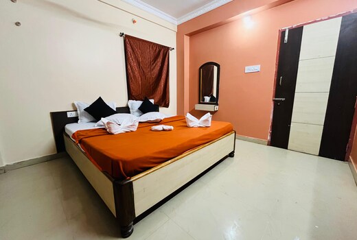 RS Binapani Homes 500M From Shree Jagannath Temple | Entire 1BHK Apartments