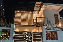 Leaf Beach Villa 20m to Beach, Alleppey