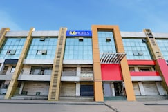 FabHotel Raj Villa - Nr. S.G Highway, Gandhinagar