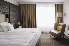 Pullman Berlin Schweizerhof, Berlin