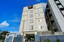 Hotel O RR Grand Luxury Rooms, Medchal