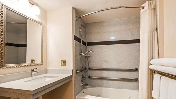 Best Western Plus Twin View Inn & Suites - Tap to explore photos