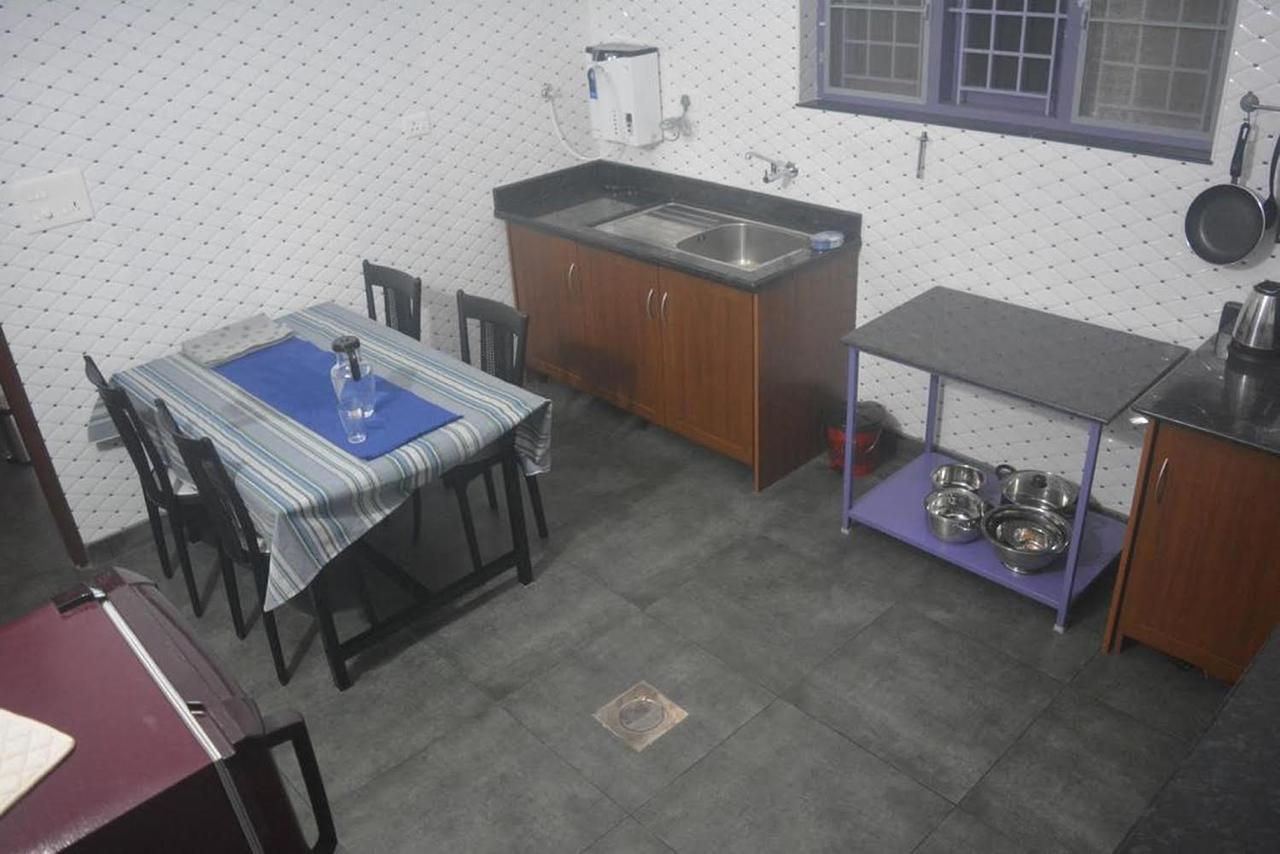 Monsoon Apartment - Tap to explore photos