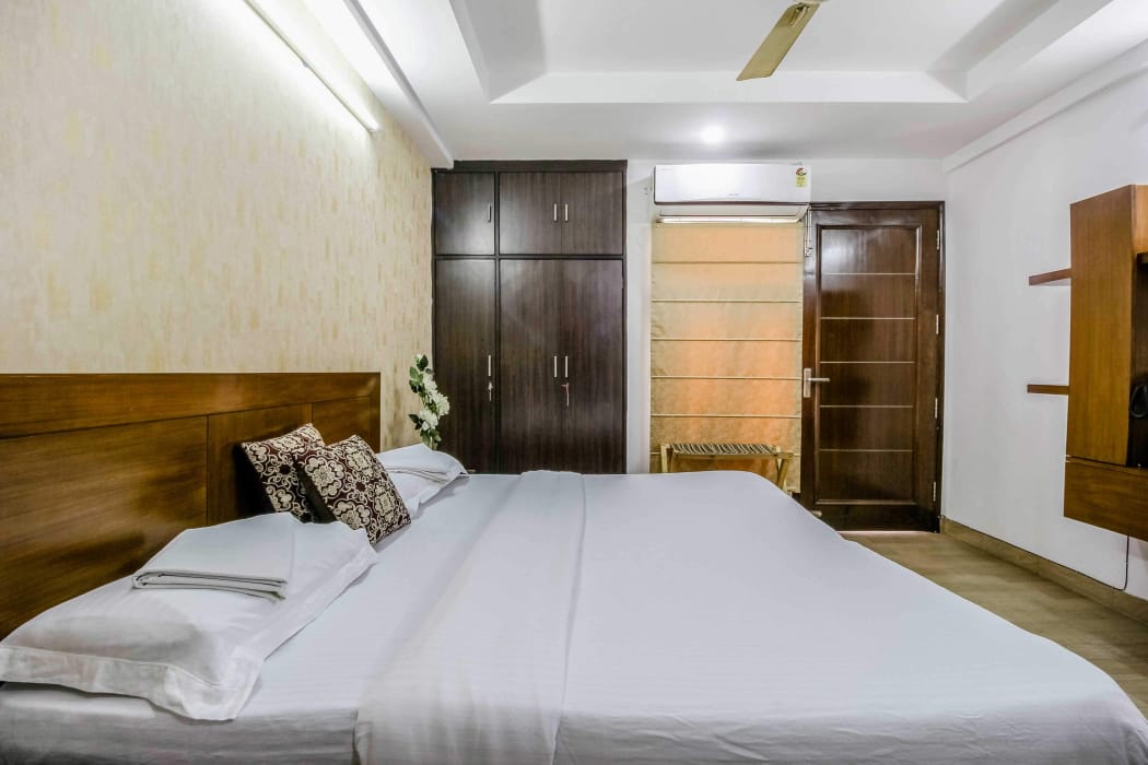 New India Homestay-3 BHK Luxury Homestay - Tap to explore photos