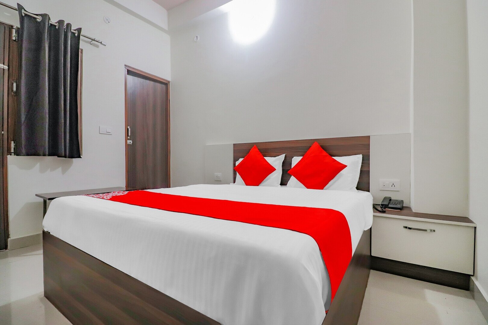 Rajlakshmi Guest House - Tap to explore photos