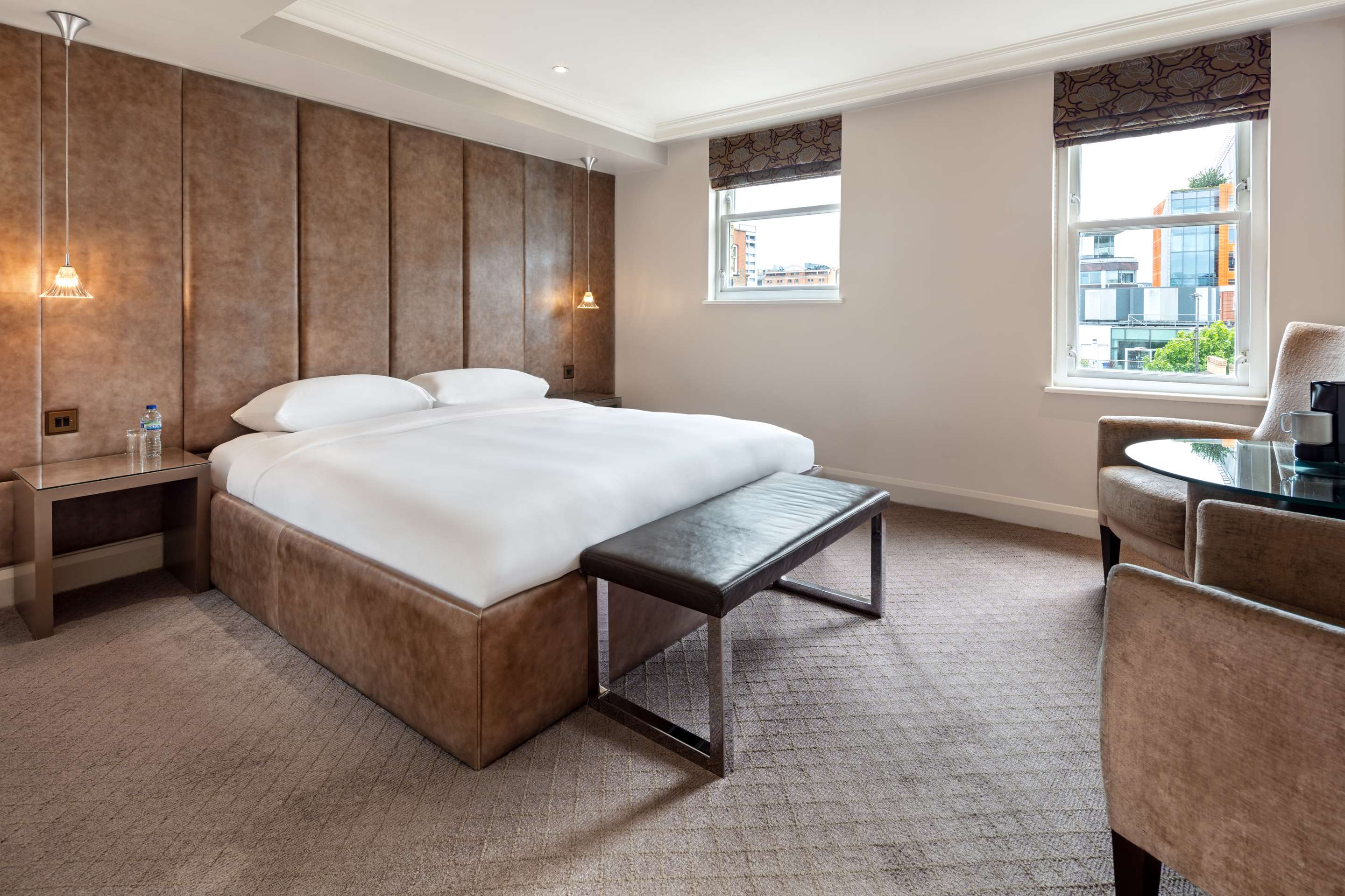 Radisson Blu Hotel, London Bloomsbury - Tap to explore photos