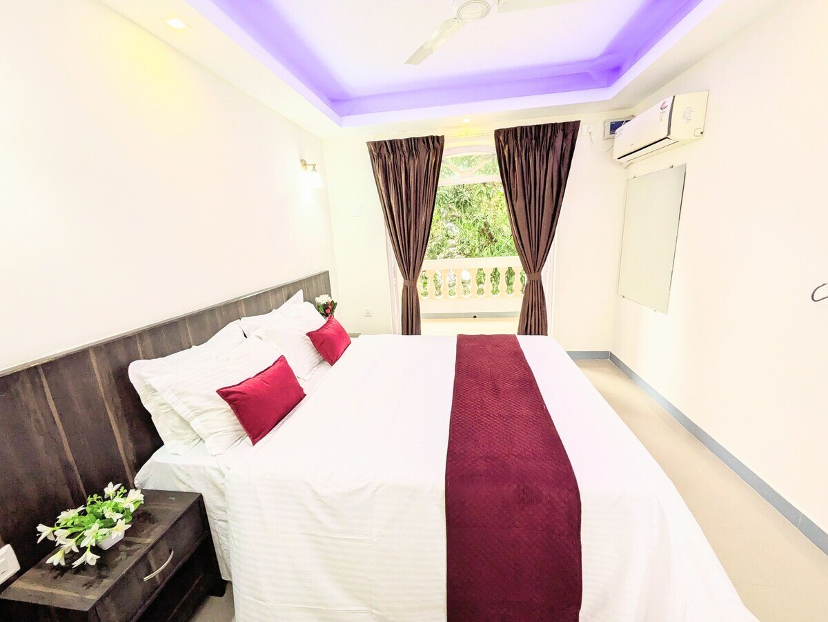 Spacious 2bhk Penthouse near Colva Beach - Tap to explore photos