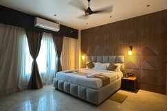 MANNAT HOTEL, Tezpur