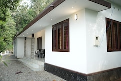 Vagamon Rose | 2 BHK Homestay, Ranni