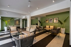 Staymaster Solintra A301 Gorgeous Views Pool, Goa