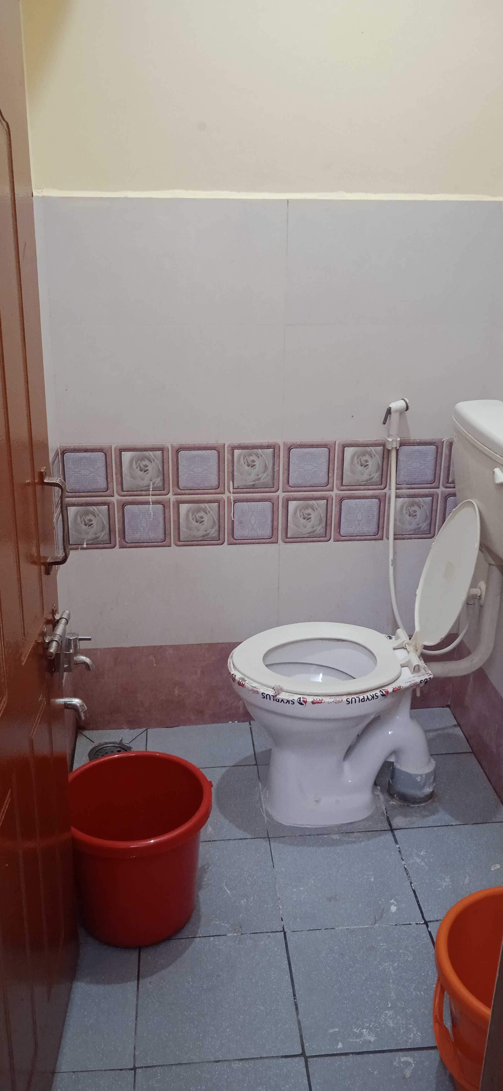 Hotel O Home Kkr New Town Near Sri Amruth Chithra Mandira - Tap to explore photos