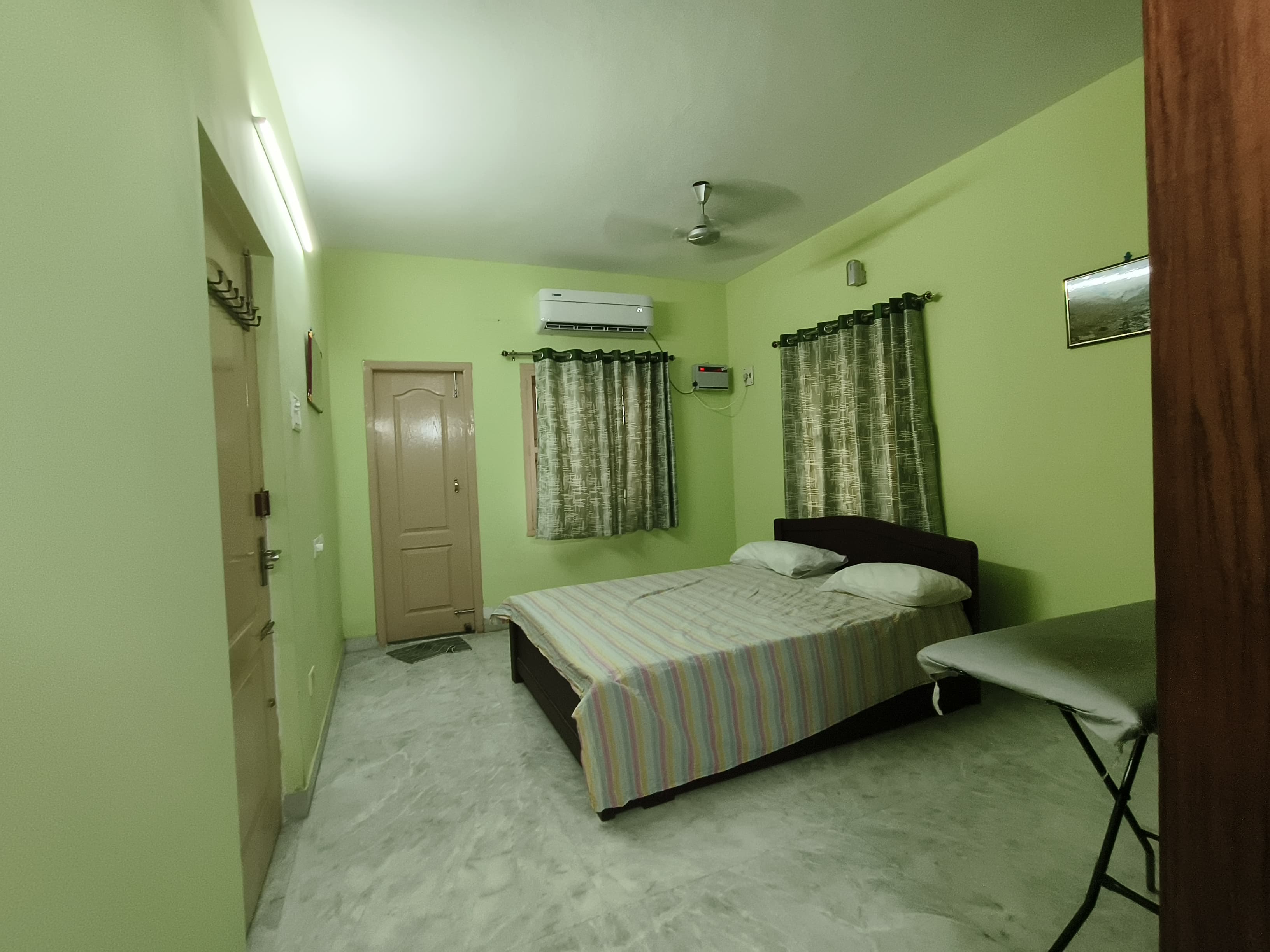 SMASOCIATES HOME STAY Service - Tap to explore photos