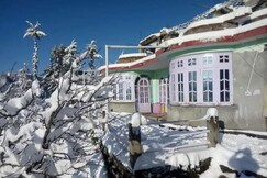 God valley homestay, Anni