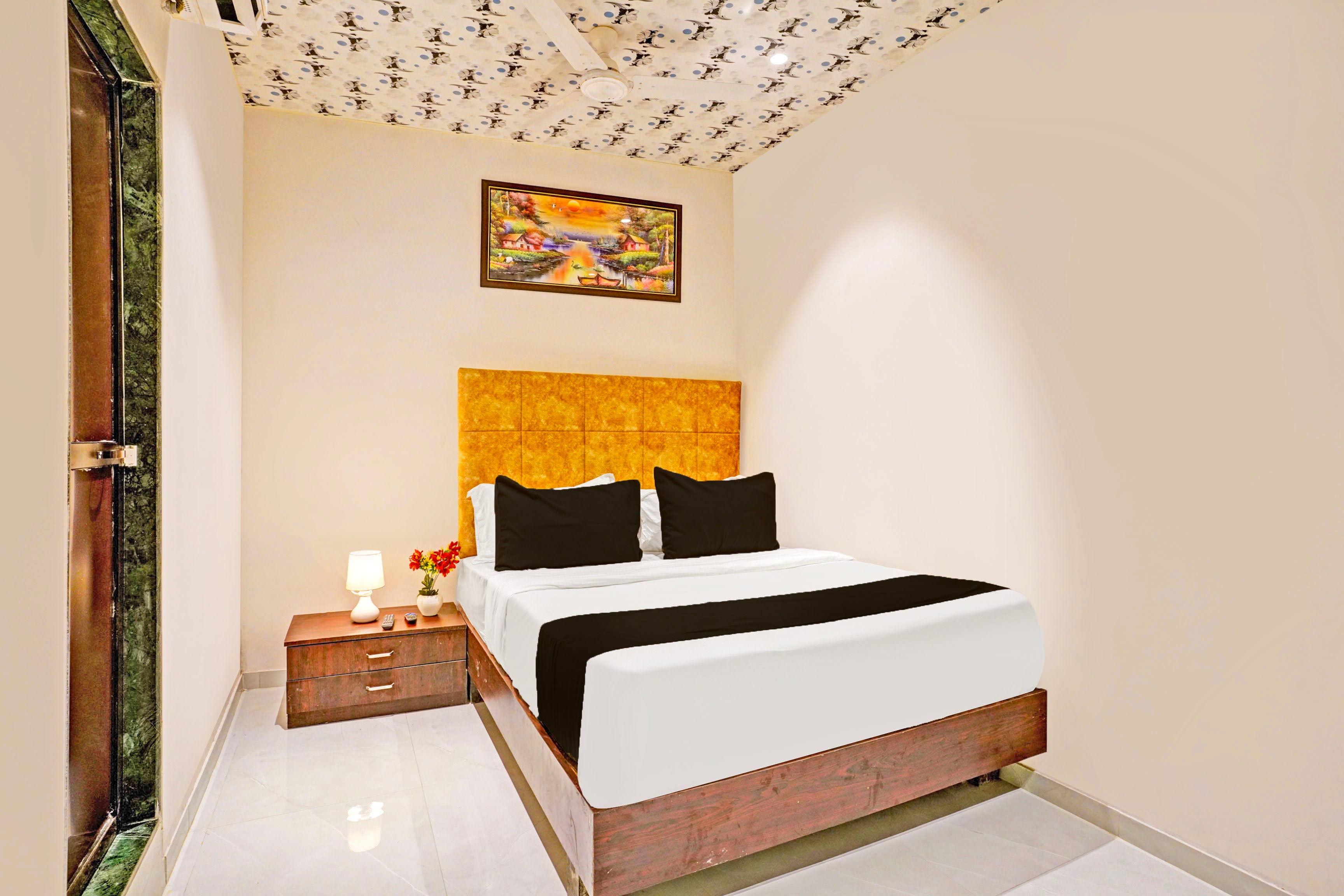 Hotel O NK Residency Near Asalpha Metro station - Tap to explore photos