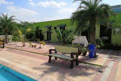 Palm FarmHouse Resort N Swimming Pool Nareli Ajmer Masala Darbar, Pushkar