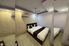 Hotel O The Moksh Inn Guest House, Varanasi