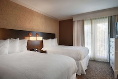 The Burgundy Hotel, Tapestry Collection by Hilton, White