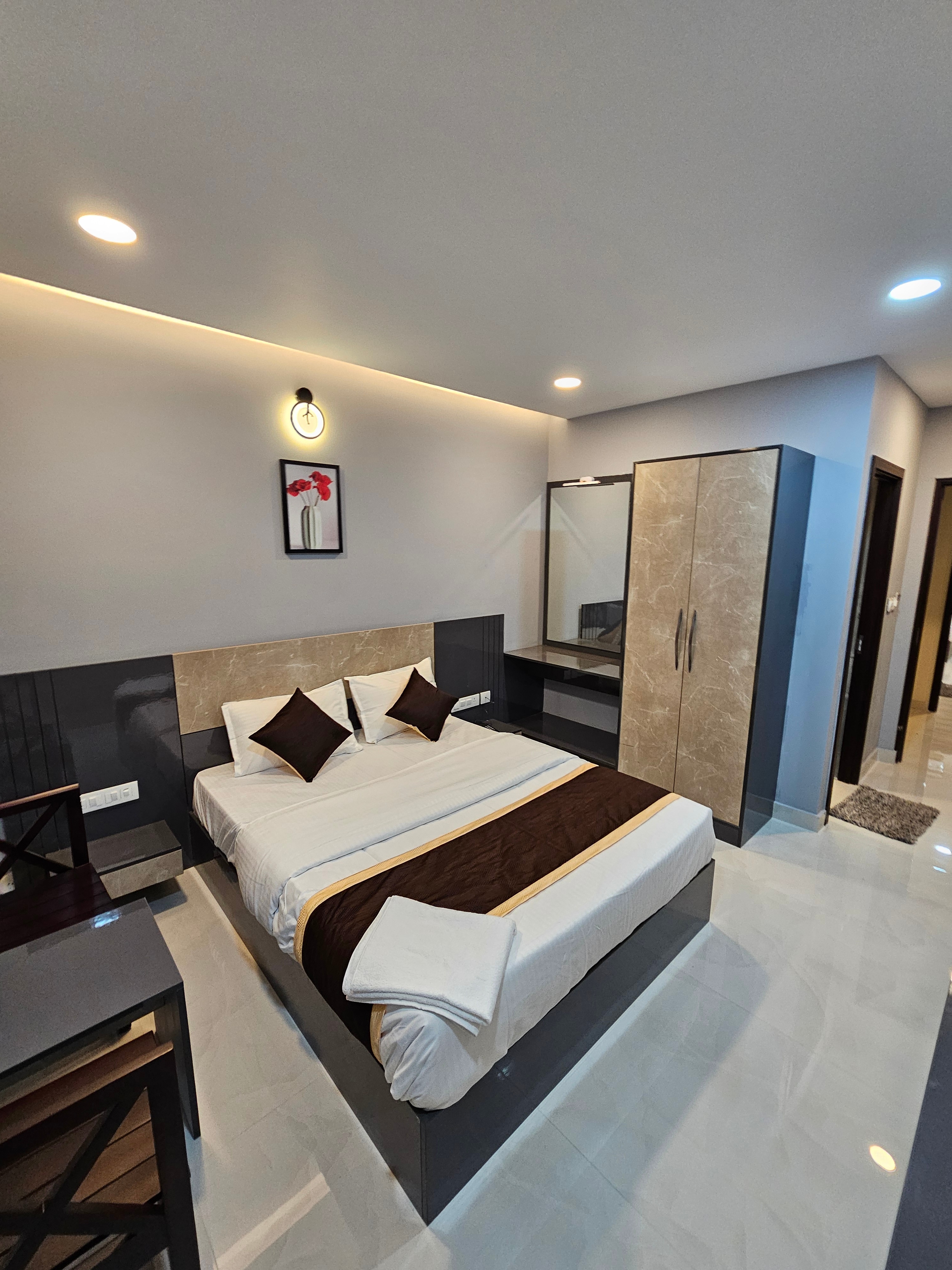 Thaal Residency - Tap to explore photos