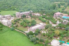 Araliayas Resort & Spa, Udaipur