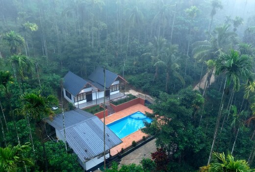 Prakrithi Luxe Retreat