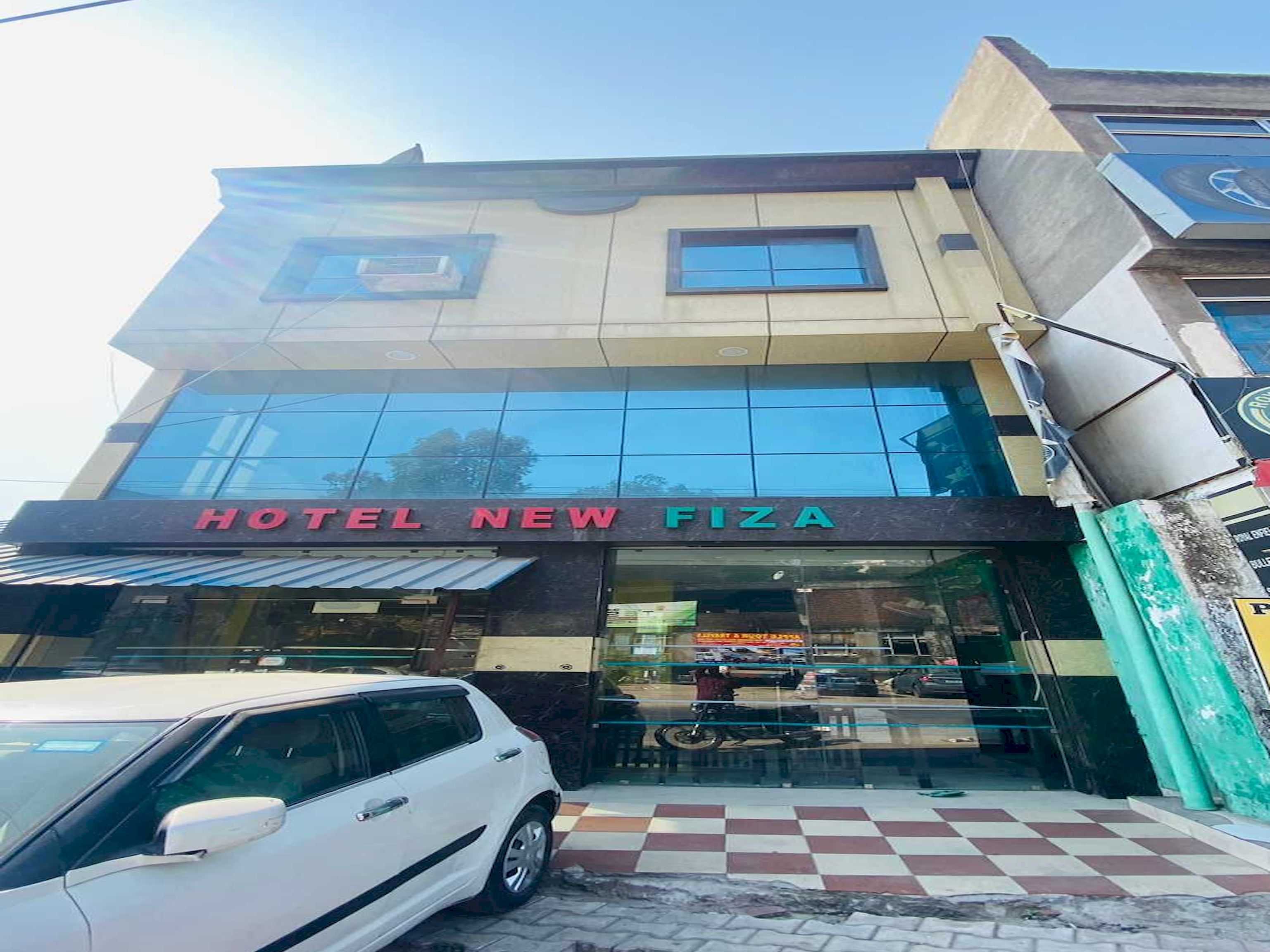 Hotel O New Fiza - Tap to explore photos