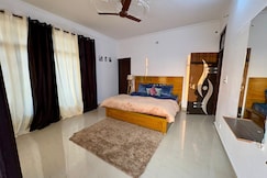 Snowy Villa, Naukuchiatal